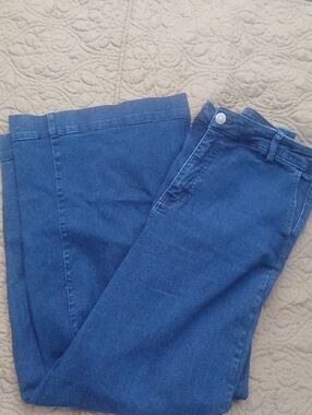 Ava & Viv Classic Straight Leg Jeans in Blue